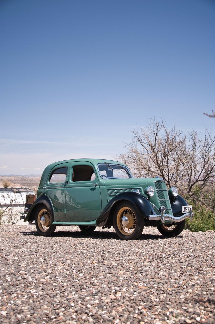  Ford Model CX Saloon 1935 года  (фото 8 из 8)